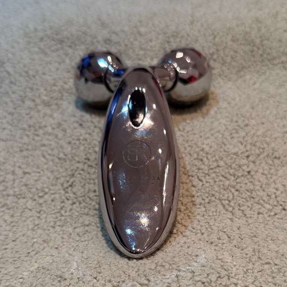 bella aura Other - Bella aura - skincare